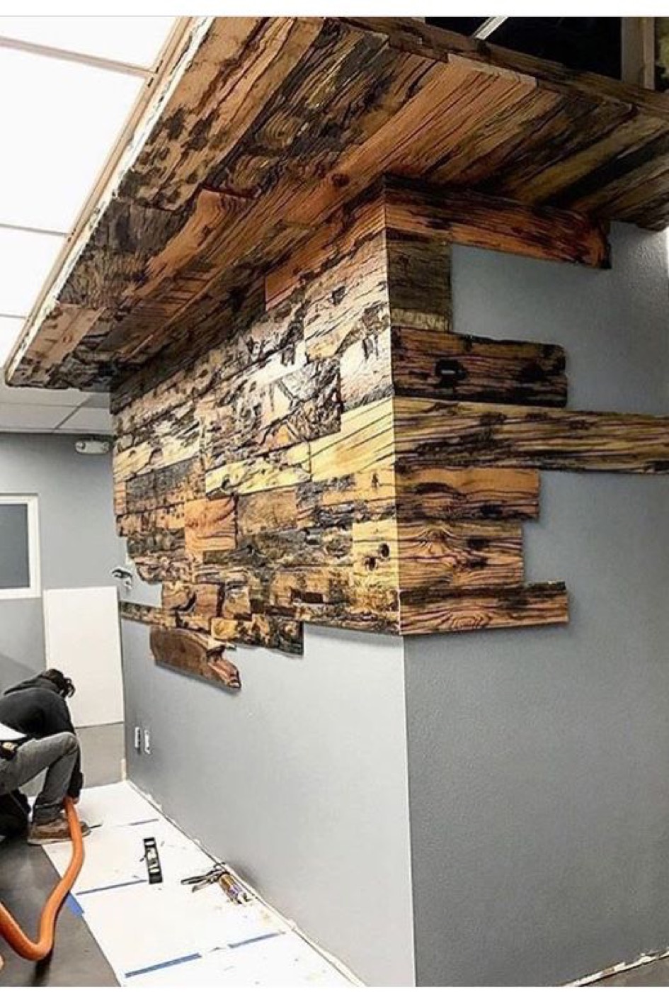 Trabajo decorativo en pared